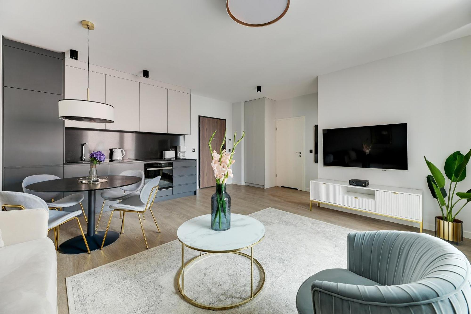 Scala City Center Magic Apartments With Parking By Lion Apartments Гданск Екстериор снимка