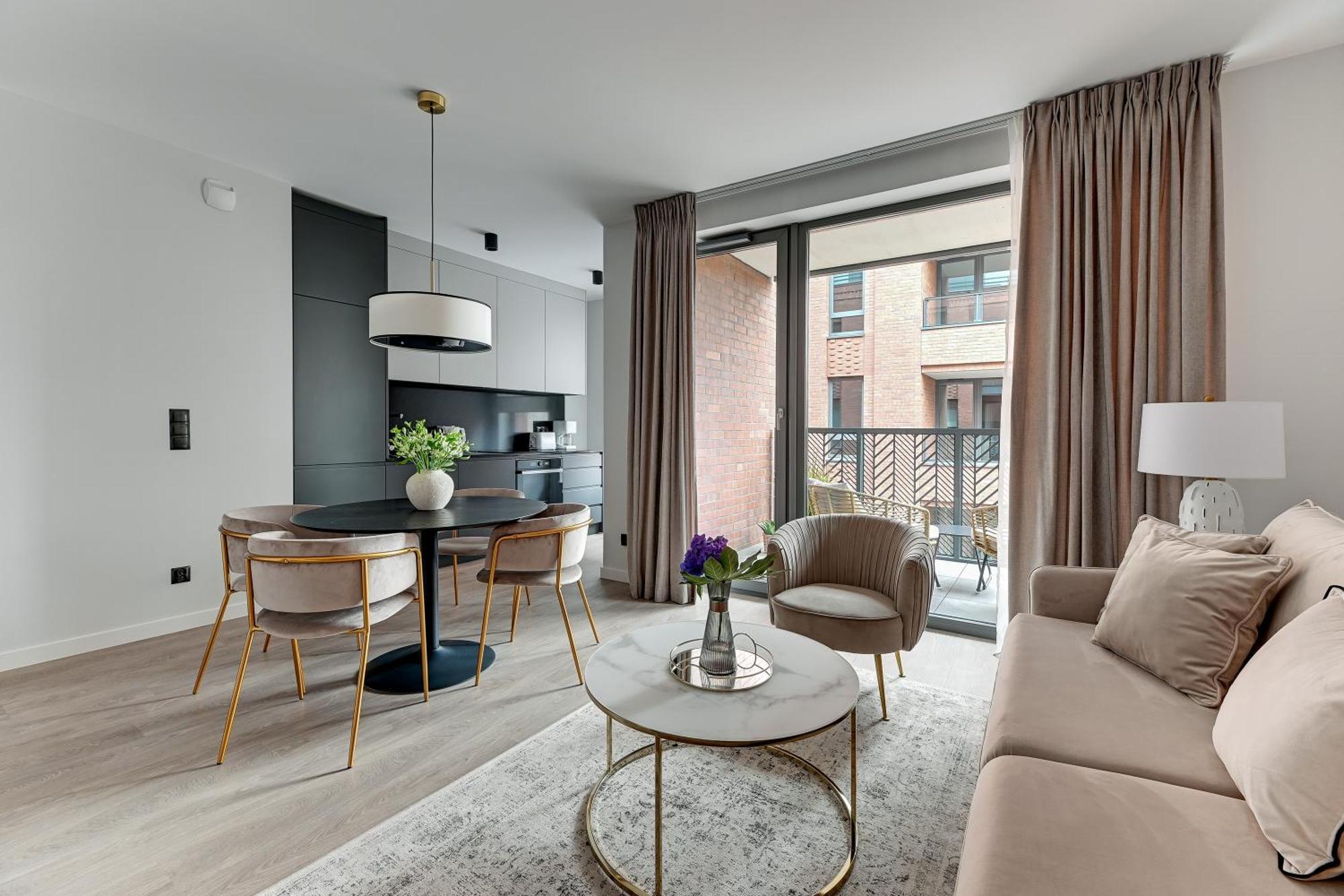 Scala City Center Magic Apartments With Parking By Lion Apartments Гданск Екстериор снимка