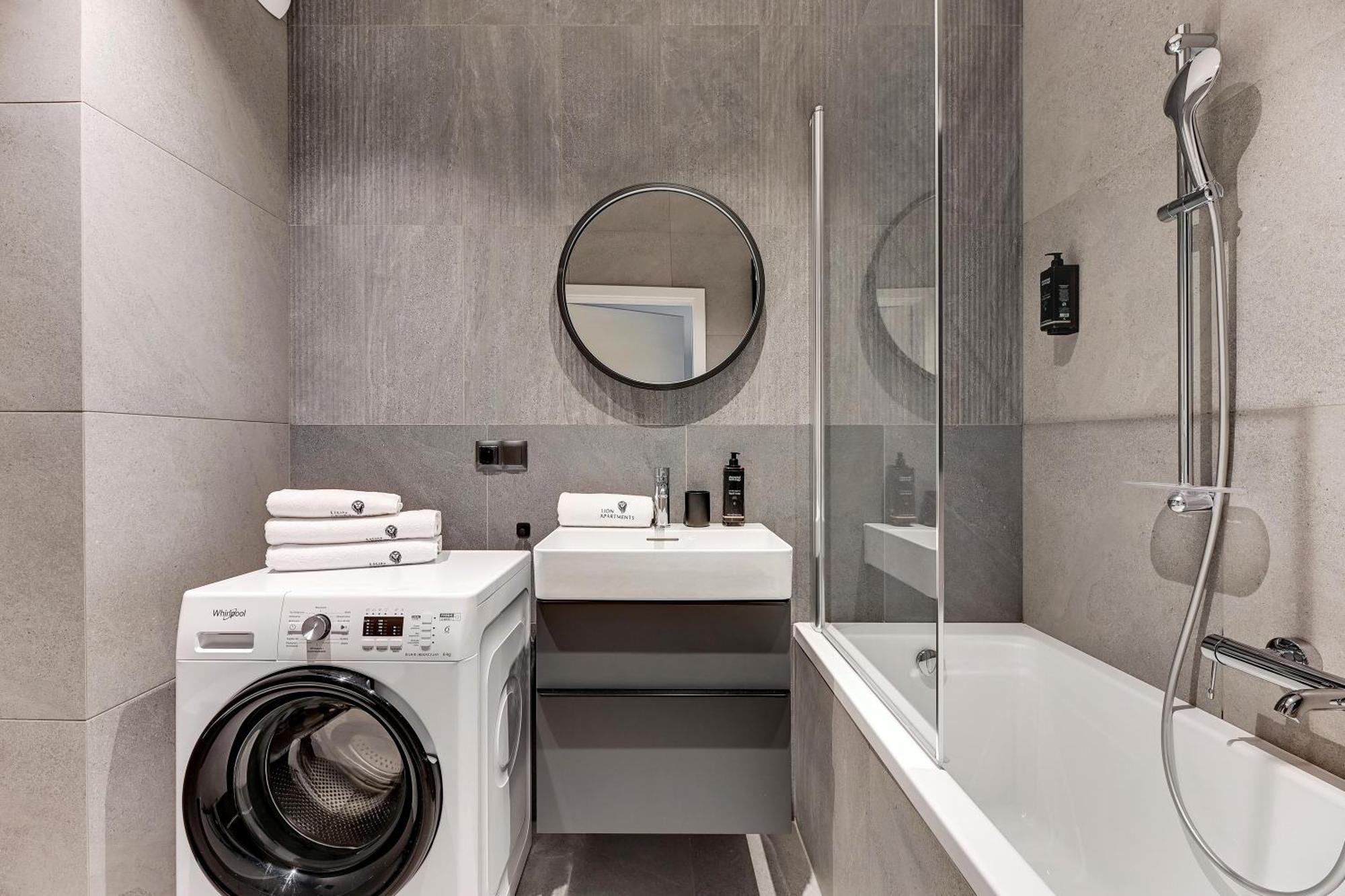 Scala City Center Magic Apartments With Parking By Lion Apartments Гданск Екстериор снимка