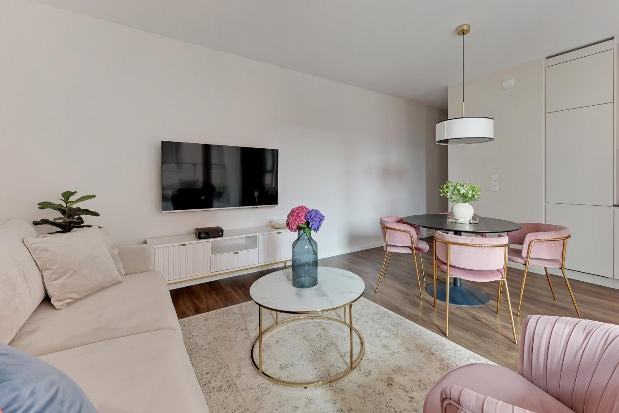 Scala City Center Magic Apartments With Parking By Lion Apartments Гданск Екстериор снимка